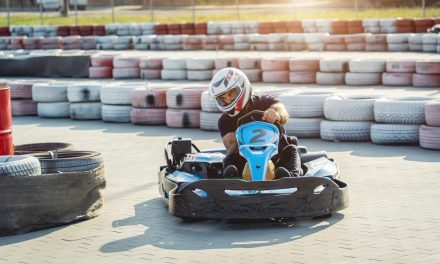 Karting en Familia Actividad Recreativa para Disfrutar con Niños y Adultos por Igual