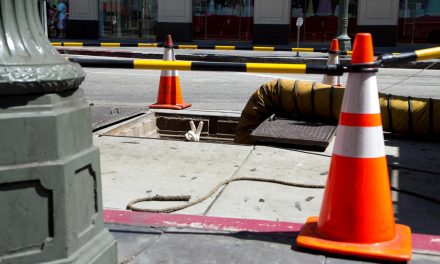 Conos de transito La Herramienta Indispensable para Mantener el Orden en la Carretera